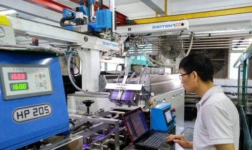 逆風(fēng)前行 中美貿(mào)易戰(zhàn)背景下開放型注塑企業(yè)的破局之道